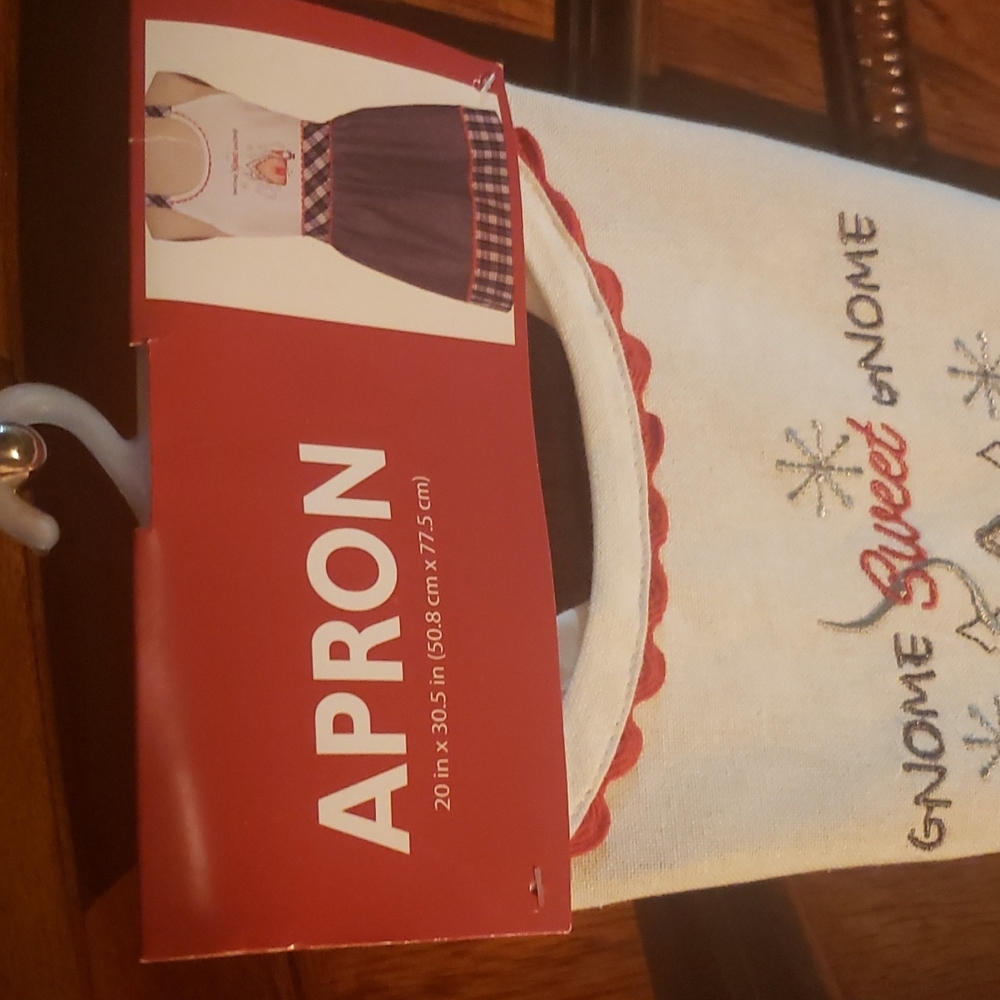 APRON - Picture 3 of 13